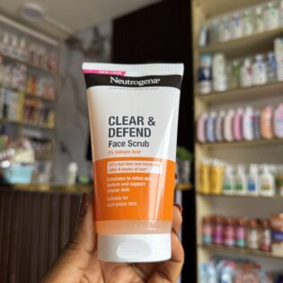 NEUTROGENA clear and defend face scrub