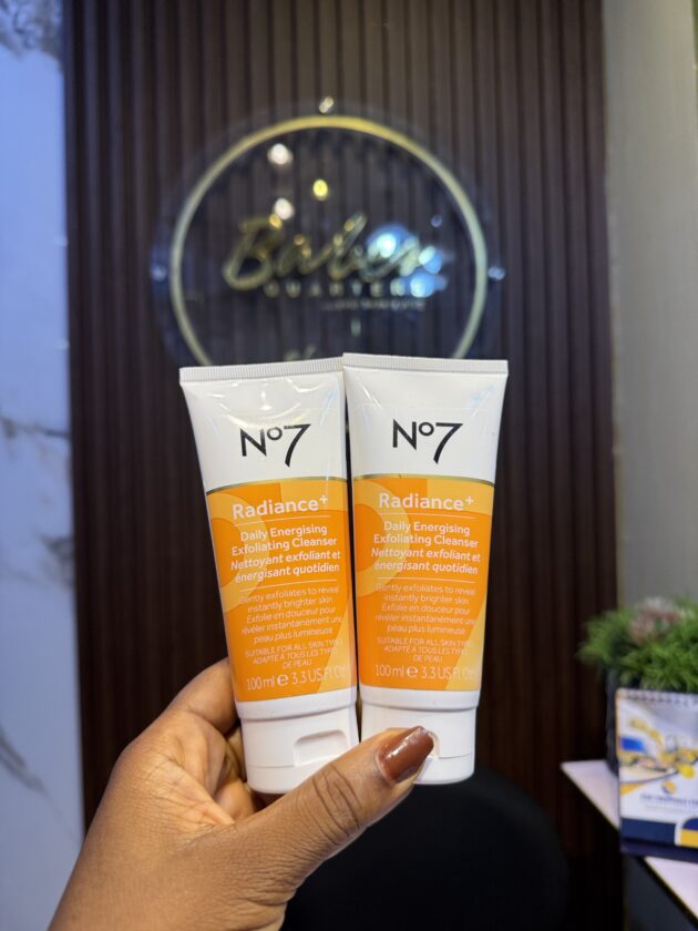 No 7 daily energizing exfoliating cleanser - Image 2